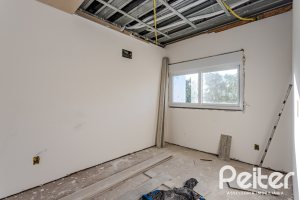 Casa em Condomínio à venda com 237m², 4 dormitórios, 4 suítes, 3 vagas, no bairro Vila Assunção em Porto Alegre