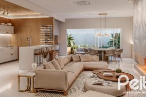 Casa em Condomínio à venda com 237m², 4 dormitórios, 4 suítes, 3 vagas, no bairro Vila Assunção em Porto Alegre