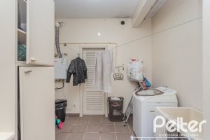 Casa à venda com 450m², 4 dormitórios, 3 suítes, 5 vagas, no bairro Vila Conceição em Porto Alegre