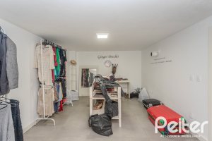 Casa à venda com 450m², 4 dormitórios, 3 suítes, 5 vagas, no bairro Vila Conceição em Porto Alegre