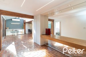 Casa em Condomínio à venda com 176m², 3 dormitórios, 1 suíte, 2 vagas, no bairro Ipanema em Porto Alegre