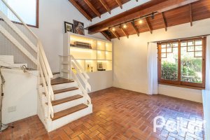 Casa em Condomínio à venda com 176m², 3 dormitórios, 1 suíte, 2 vagas, no bairro Ipanema em Porto Alegre