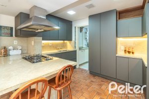 Casa em Condomínio à venda com 176m², 3 dormitórios, 1 suíte, 2 vagas, no bairro Ipanema em Porto Alegre