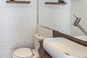 Casa em Condomínio à venda com 176m², 3 dormitórios, 1 suíte, 2 vagas, no bairro Ipanema em Porto Alegre