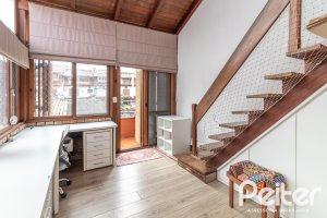 Casa em Condomínio à venda com 176m², 3 dormitórios, 1 suíte, 2 vagas, no bairro Ipanema em Porto Alegre