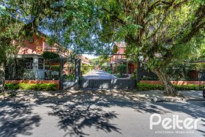 Casa em Condomínio à venda com 176m², 3 dormitórios, 1 suíte, 2 vagas, no bairro Ipanema em Porto Alegre