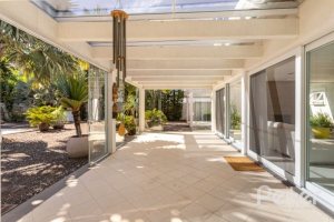 Casa em Condomínio à venda com 253m², 3 dormitórios, 1 suíte, 2 vagas, no bairro Terra Ville em PORTO ALEGRE