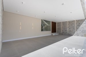 Casa em Condomínio à venda com 387m², 4 dormitórios, 4 suítes, 5 vagas, no bairro Alphaville em PORTO ALEGRE