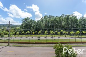 Casa em Condomínio à venda com 387m², 4 dormitórios, 4 suítes, 5 vagas, no bairro Alphaville em PORTO ALEGRE