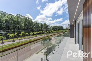 Casa em Condomínio à venda com 387m², 4 dormitórios, 4 suítes, 5 vagas, no bairro Alphaville em PORTO ALEGRE