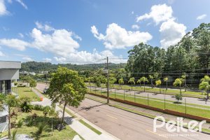 Casa em Condomínio à venda com 387m², 4 dormitórios, 4 suítes, 5 vagas, no bairro Alphaville em PORTO ALEGRE
