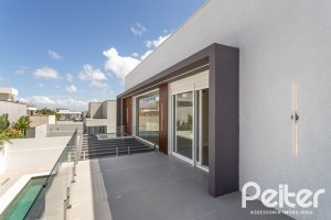 Casa em Condomínio à venda com 387m², 4 dormitórios, 4 suítes, 5 vagas, no bairro Alphaville em PORTO ALEGRE