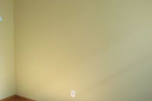 Casa à venda com 150m², 3 dormitórios, 1 suíte, 2 vagas, no bairro Guarujá em Porto Alegre