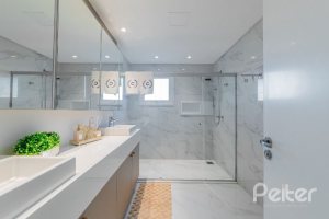  à venda, no bairro  em 