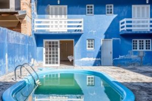 Casa à venda com 142m², 3 dormitórios, 1 suíte, 2 vagas, no bairro Ipanema em Porto Alegre