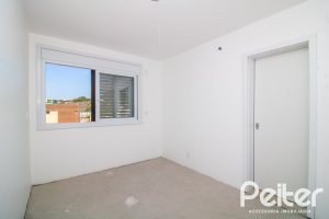 Apartamento à venda com 177m², 3 dormitórios, 3 suítes, 3 vagas, no bairro Menino Deus em Porto Alegre