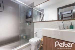 Casa em Condomínio à venda com 143m², 4 dormitórios, 1 suíte, 2 vagas, no bairro Tristeza em Porto Alegre