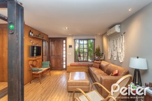 Casa em Condomínio à venda com 143m², 4 dormitórios, 1 suíte, 2 vagas, no bairro Tristeza em Porto Alegre