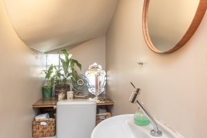 Casa em Condomínio à venda com 143m², 4 dormitórios, 1 suíte, 2 vagas, no bairro Tristeza em Porto Alegre