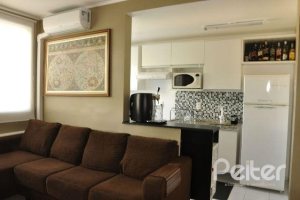 Apartamento à venda com 46m², 2 dormitórios, 1 vaga, no bairro Ipanema em PORTO ALEGRE