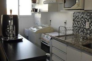 Apartamento à venda com 46m², 2 dormitórios, 1 vaga, no bairro Ipanema em PORTO ALEGRE
