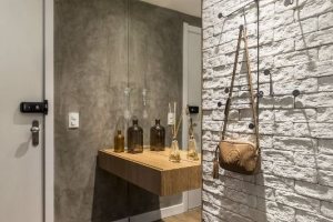 Apartamento à venda com 100m², 3 dormitórios, 1 suíte, 2 vagas, no bairro Cristal em Porto Alegre