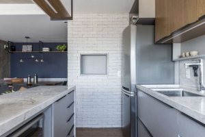 Apartamento à venda com 100m², 3 dormitórios, 1 suíte, 2 vagas, no bairro Cristal em Porto Alegre