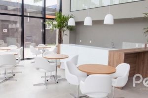 Apartamento à venda com 100m², 3 dormitórios, 1 suíte, 2 vagas, no bairro Cristal em Porto Alegre