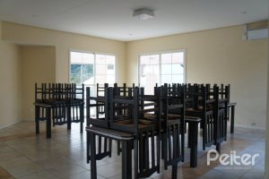 Terreno à venda, no bairro Vila Nova em Porto Alegre