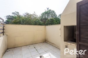 Casa em Condomínio à venda com 179m², 3 dormitórios, 1 suíte, 2 vagas, no bairro Tristeza em Porto Alegre