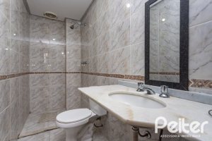 Casa em Condomínio à venda com 179m², 3 dormitórios, 1 suíte, 2 vagas, no bairro Tristeza em Porto Alegre