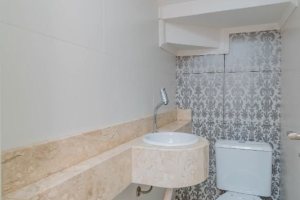 Casa em Condomínio à venda com 343m², 3 dormitórios, 3 suítes, 3 vagas, no bairro Tristeza em Porto Alegre