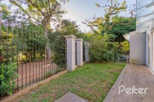 Casa em Condomínio à venda com 343m², 3 dormitórios, 3 suítes, 3 vagas, no bairro Tristeza em Porto Alegre