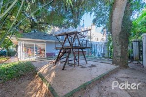 Casa em Condomínio à venda com 343m², 3 dormitórios, 3 suítes, 3 vagas, no bairro Tristeza em Porto Alegre