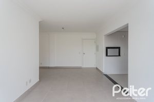 Apartamento à venda com 74m², 2 dormitórios, 1 suíte, 2 vagas, no bairro Tristeza em Porto Alegre