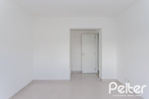 Apartamento à venda com 74m², 2 dormitórios, 1 suíte, 2 vagas, no bairro Tristeza em Porto Alegre
