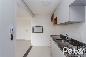 Apartamento à venda com 74m², 2 dormitórios, 1 suíte, 2 vagas, no bairro Tristeza em Porto Alegre