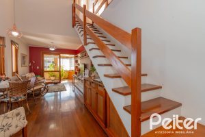 Cobertura à venda com 233m², 3 dormitórios, 1 suíte, 2 vagas, no bairro Tristeza em PORTO ALEGRE