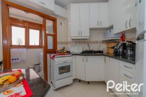 Cobertura à venda com 233m², 3 dormitórios, 1 suíte, 2 vagas, no bairro Tristeza em PORTO ALEGRE