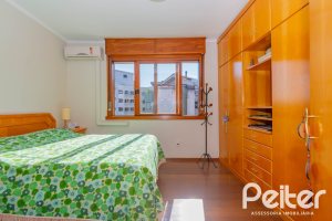 Cobertura à venda com 233m², 3 dormitórios, 1 suíte, 2 vagas, no bairro Tristeza em PORTO ALEGRE