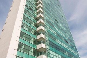 Apartamento à venda com 52m², 1 dormitório, 1 vaga, no bairro Cristal em Porto Alegre