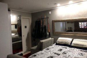 Apartamento à venda com 52m², 1 dormitório, 1 vaga, no bairro Cristal em Porto Alegre