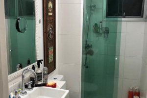 Apartamento à venda com 52m², 1 dormitório, 1 vaga, no bairro Cristal em Porto Alegre