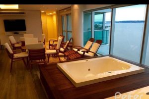 Apartamento à venda com 52m², 1 dormitório, 1 vaga, no bairro Cristal em Porto Alegre