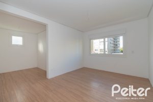 Apartamento à venda com 143m², 3 dormitórios, 1 suíte, 2 vagas, no bairro Tristeza em PORTO ALEGRE