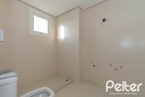 Apartamento à venda com 143m², 3 dormitórios, 1 suíte, 2 vagas, no bairro Tristeza em PORTO ALEGRE