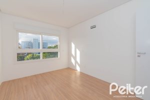 Apartamento à venda com 143m², 3 dormitórios, 1 suíte, 2 vagas, no bairro Tristeza em PORTO ALEGRE