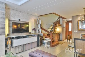 Casa em Condomínio à venda com 293m², 3 dormitórios, 1 suíte, 2 vagas, no bairro Tristeza em Porto Alegre