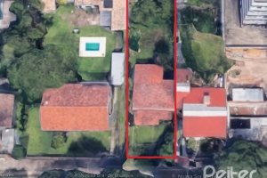 Terreno à venda, no bairro Tristeza em Porto Alegre