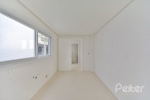 Apartamento à venda com 187m², 3 dormitórios, 3 suítes, 4 vagas, no bairro Vila Assunção em Porto Alegre